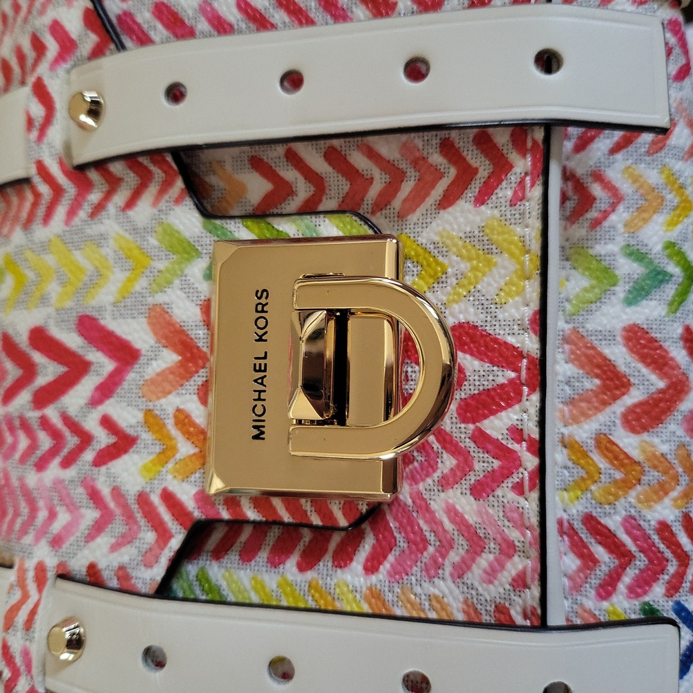 Michael Kors Manhattan Rare Crossbody Bag - Picture 11 of 12